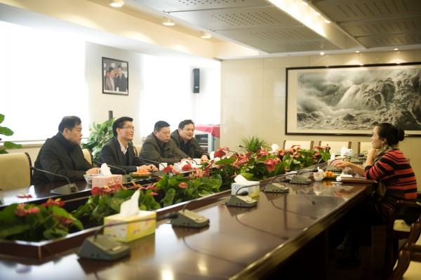 红豆
股份到恒力集团学习考察