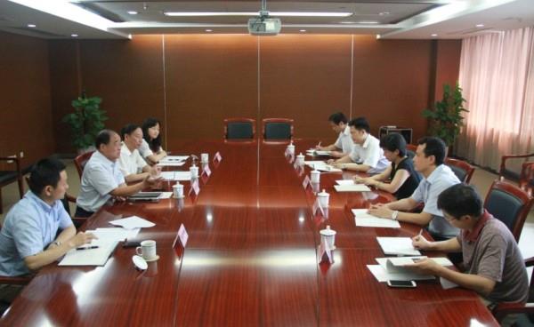 团省委万闻华书记一行到红豆钱包
调研