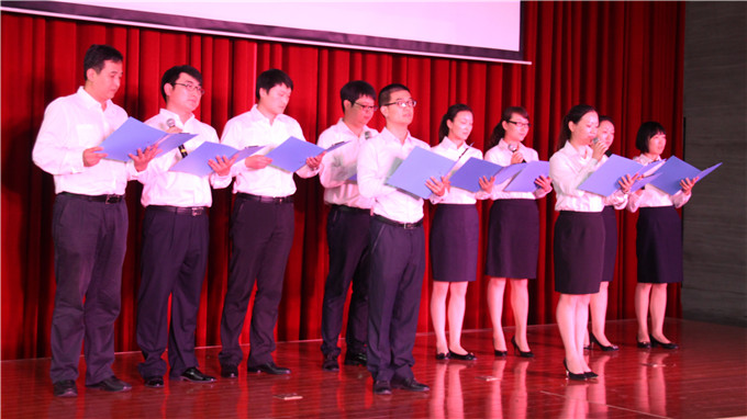 祭英烈 天地同悲 铸誓言 再抒挚情