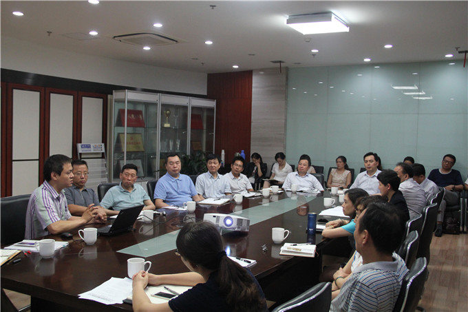 红豆
建设集团举办房地产企业风险防范及廉政建设讲座