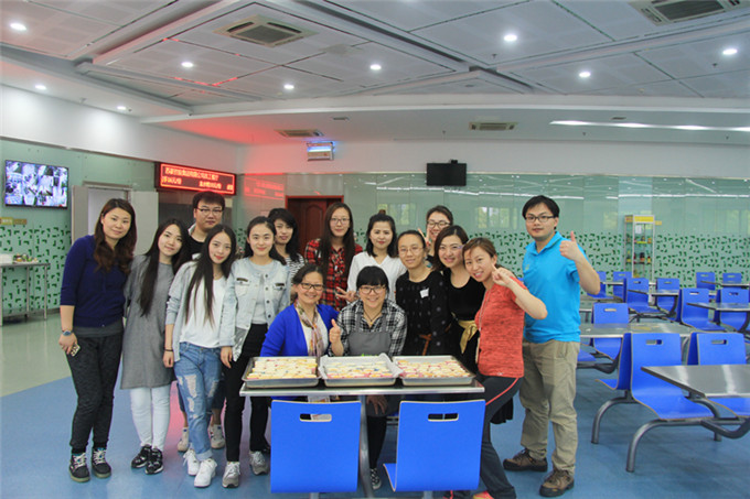 红豆
股份团委举行“红豆
下午茶”主题活动