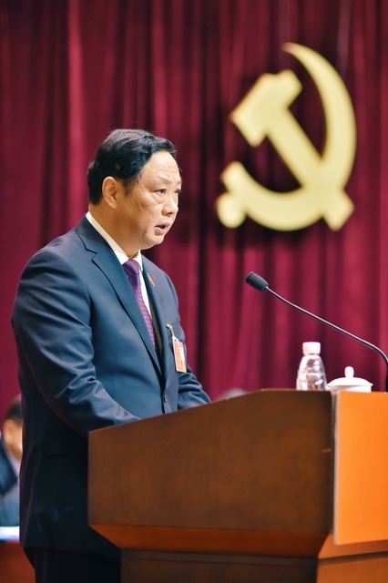 红豆钱包
第一次党代会开幕