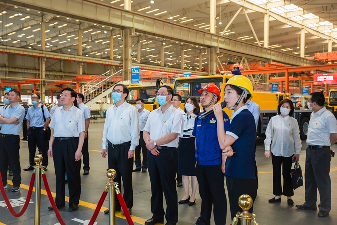 红豆钱包
党委赴徐州开展 “跟着习近平总书记足迹学党史”专题活动1_副本.png