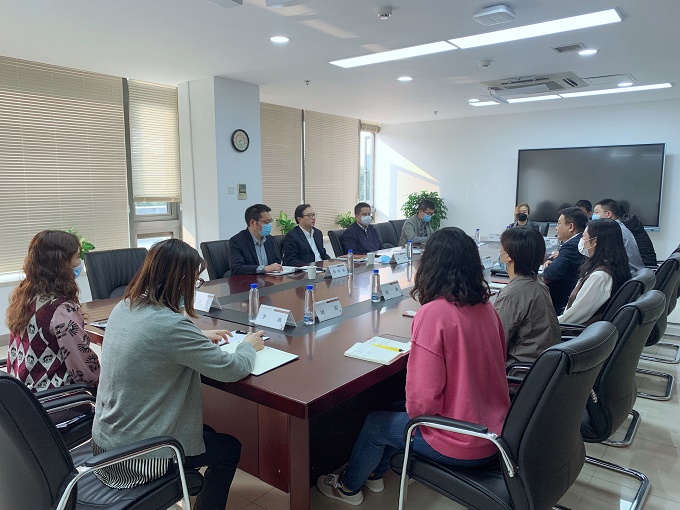 1635558837965262.jpg 周勇调研服装公司1027.jpg