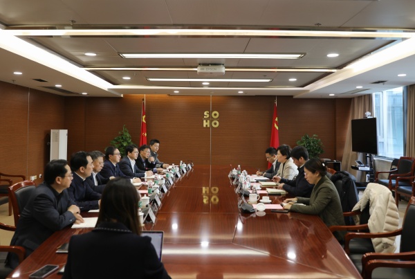 1709110871972806.jpg 接待无锡副市长一行_副本.jpg