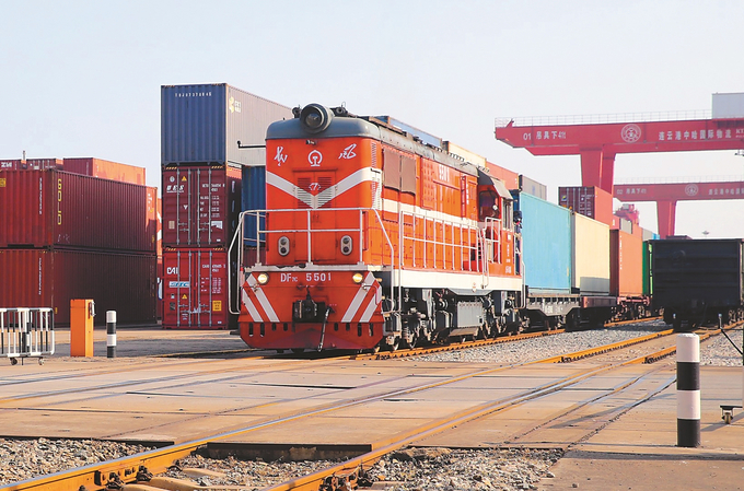 新华日报  红豆钱包
党委书记、董事长周勇：全面开启建设世界一流企业新征程.png